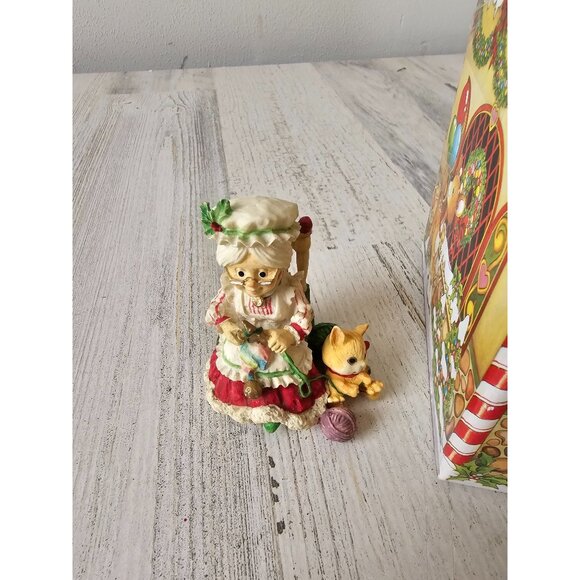 Enesco Mrs Claus North Pole elk village figurine zimnicki set cat rocking chair - Picture 2 of 10
